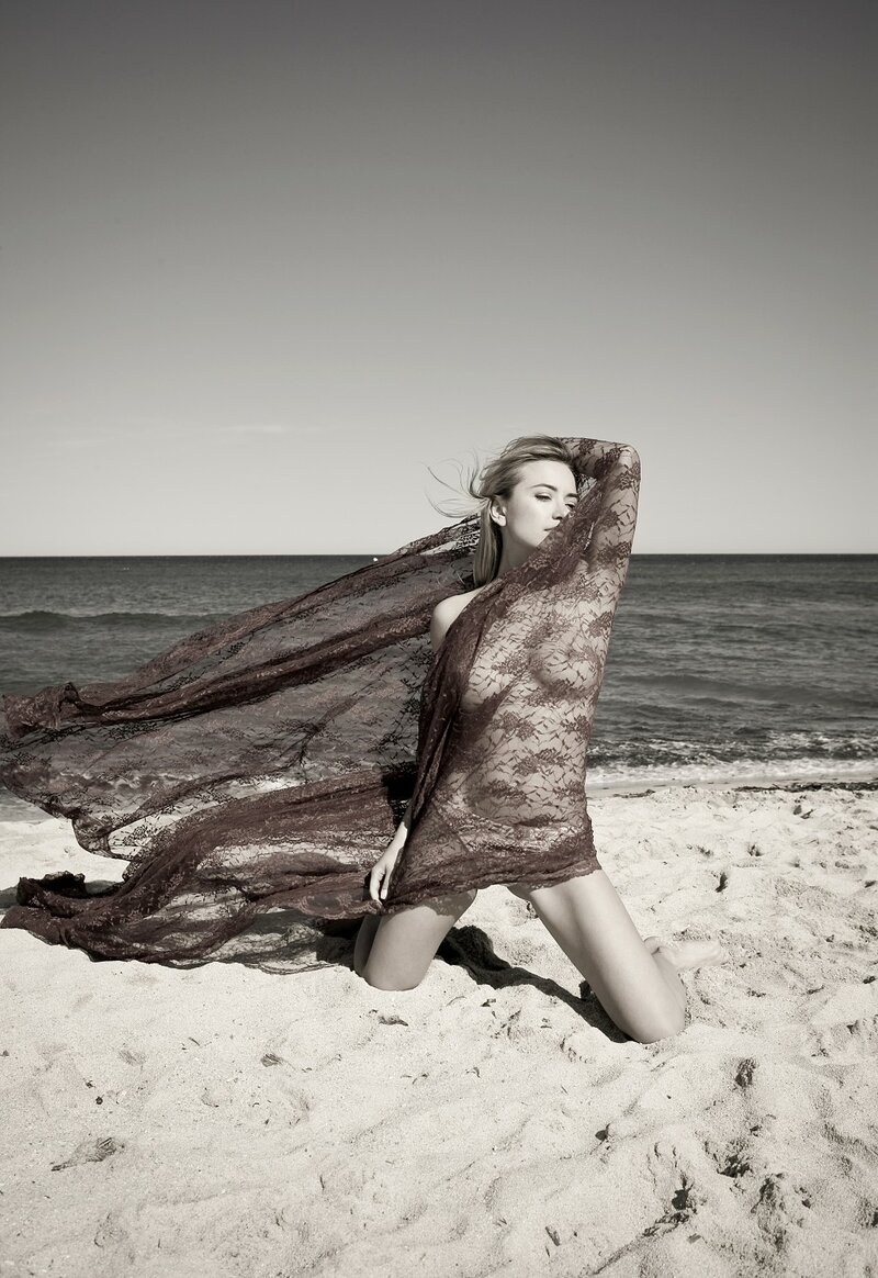 Анастасия, 23 года, 5 размер груди